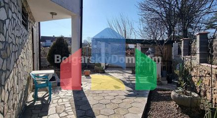 Дом в селе Бата