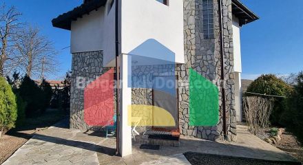 Дом в селе Бата