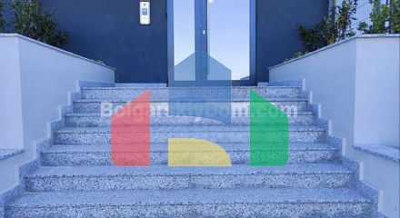 Трикімнатна квартира в Крайморії