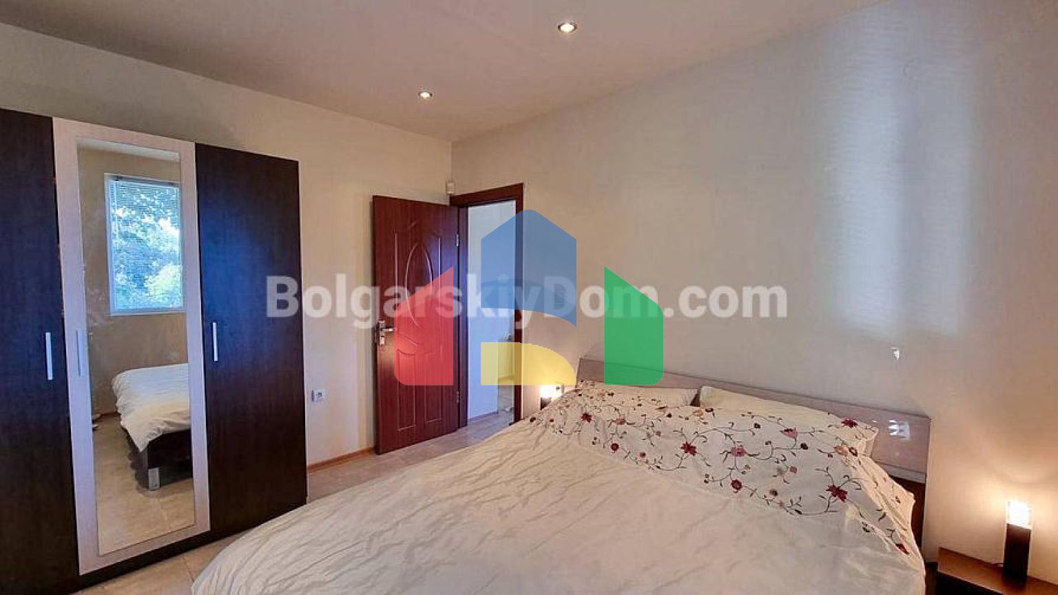 Дом в Ново Паничарево