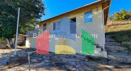 Дом в Ново Паничарево