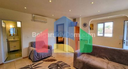 Дом в Ново Паничарево