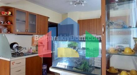 Дом в Меден Рудник