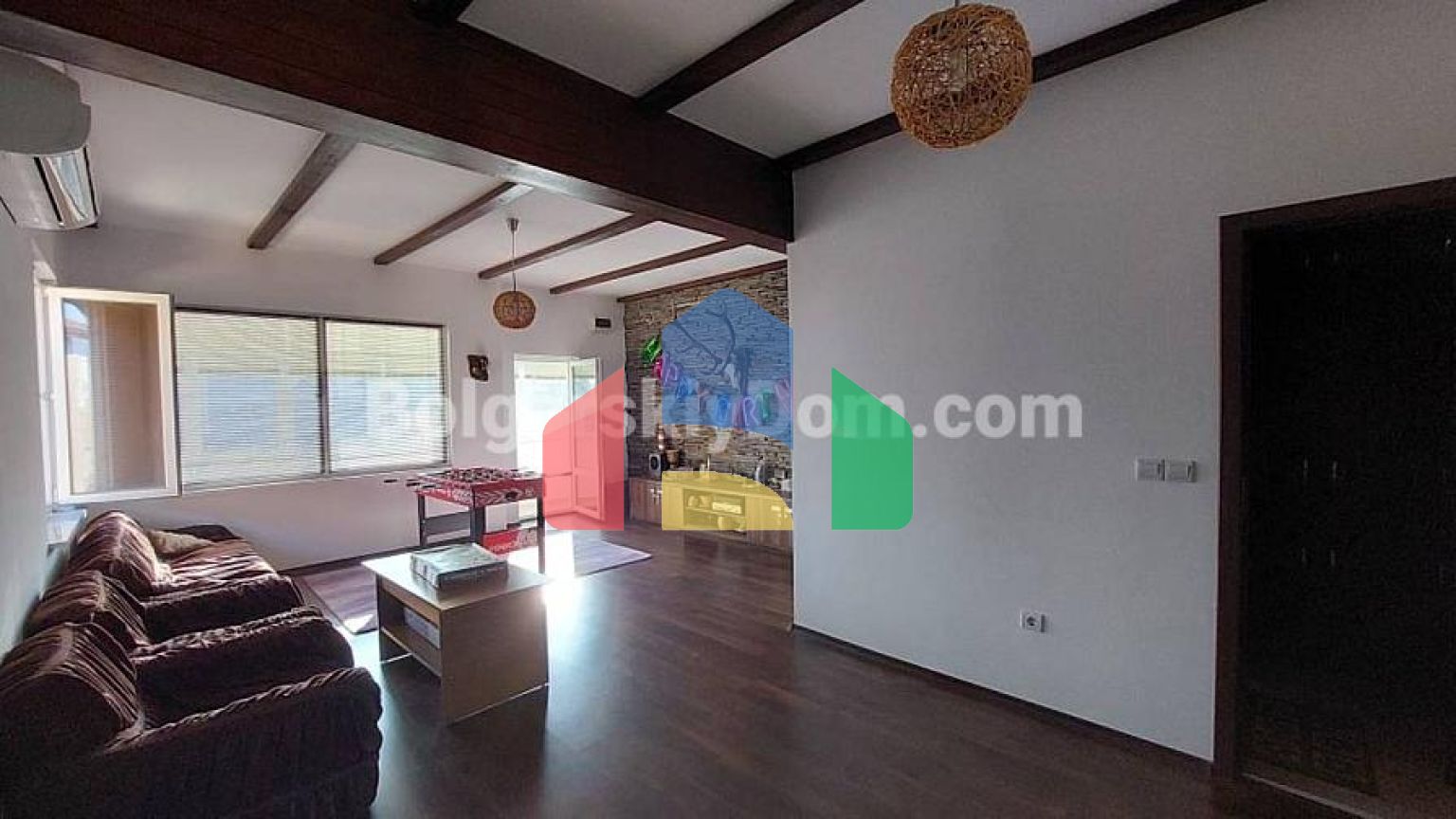 Дом в Меден Рудник