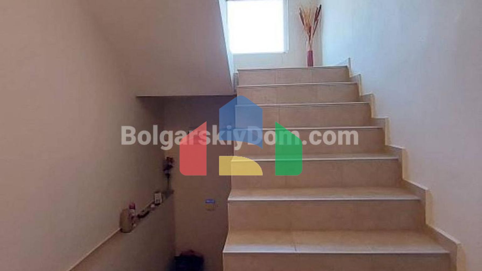 Дом в Меден Рудник