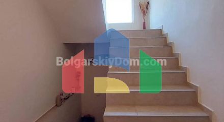 Дом в Меден Рудник