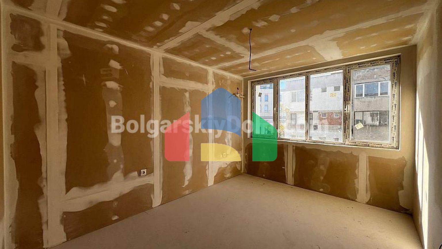 Двокімнатна квартира в Зорниця