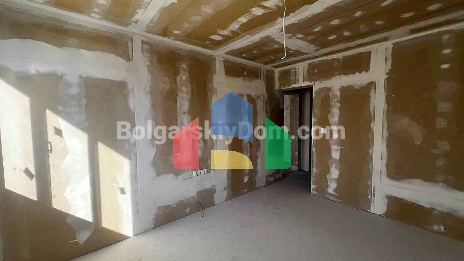 Двокімнатна квартира в Зорниця