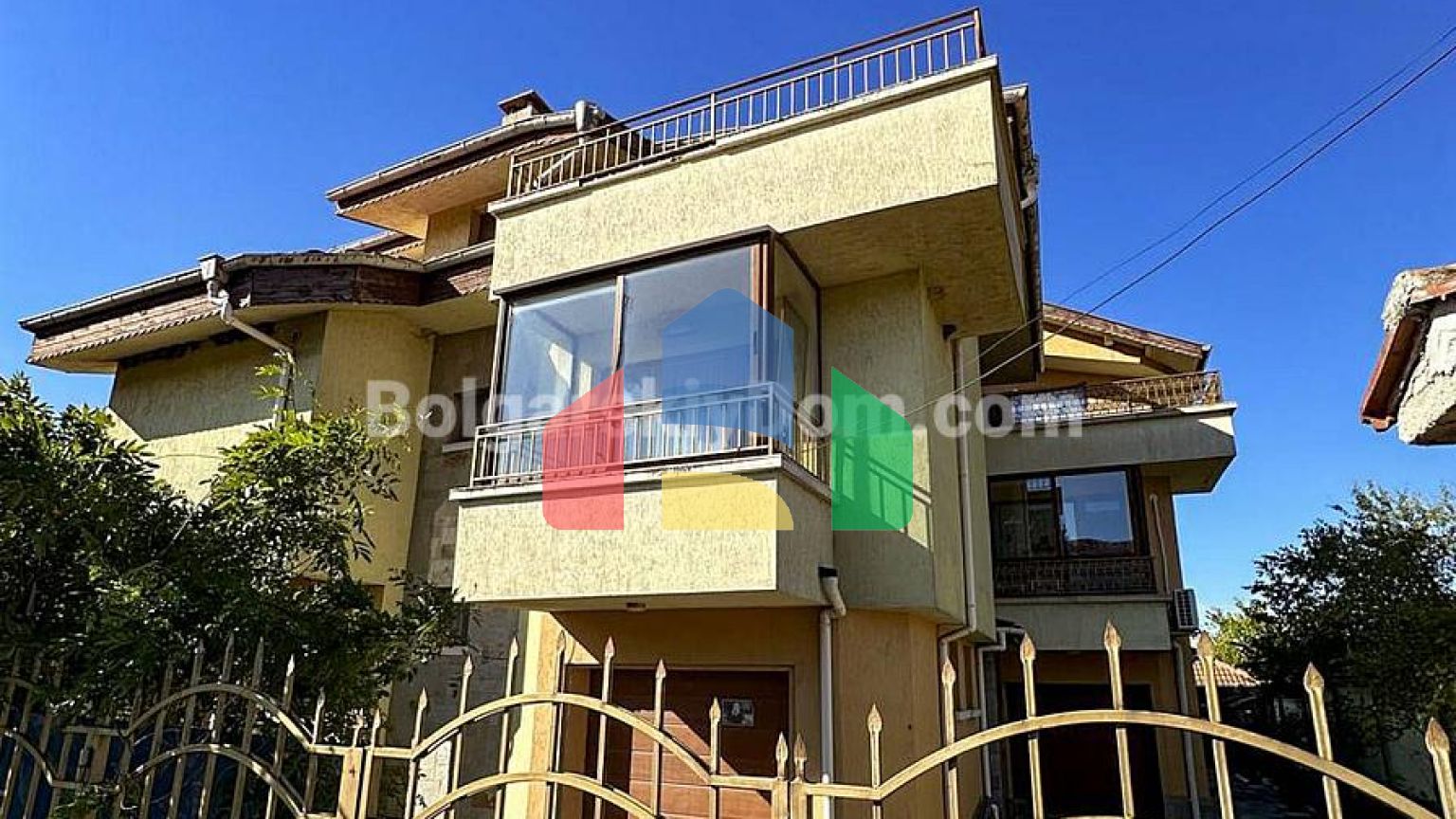 Будинок в Банево