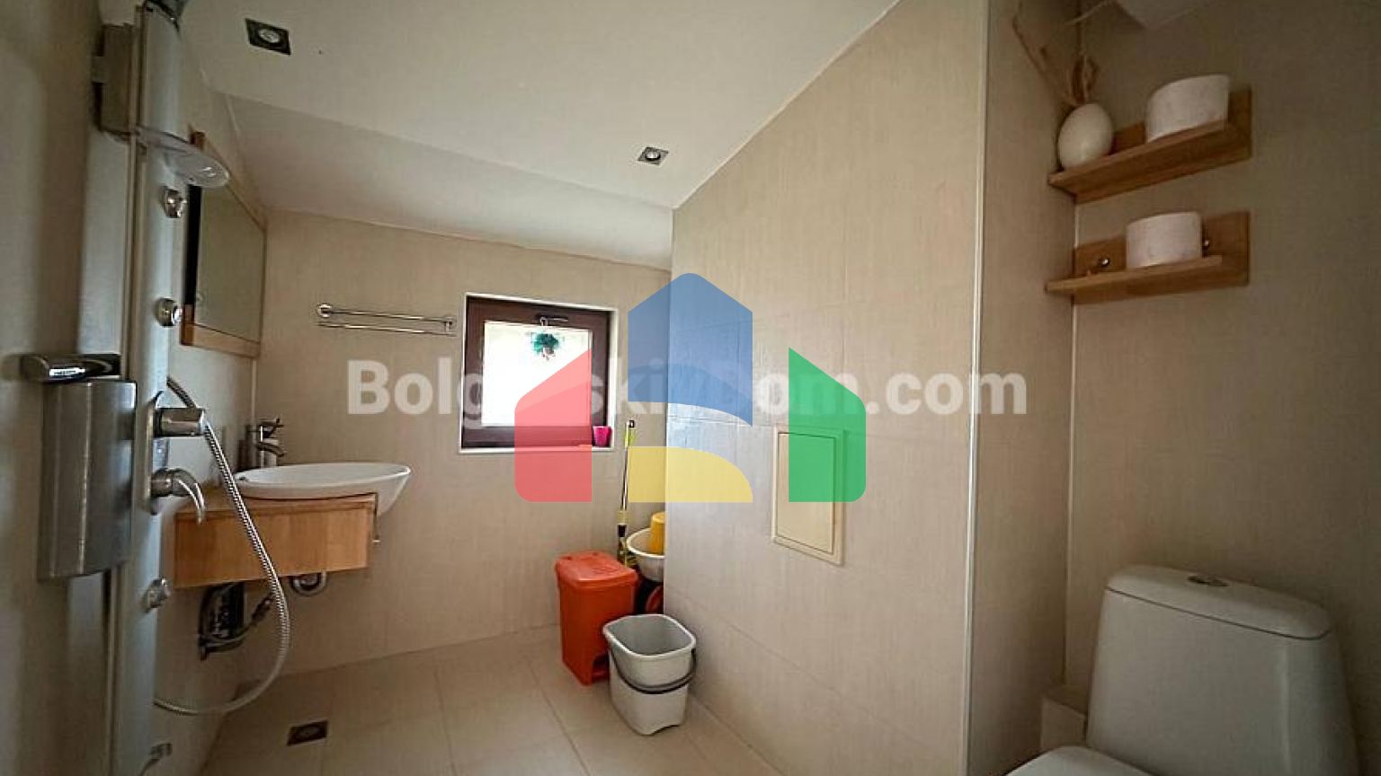 Будинок в Банево