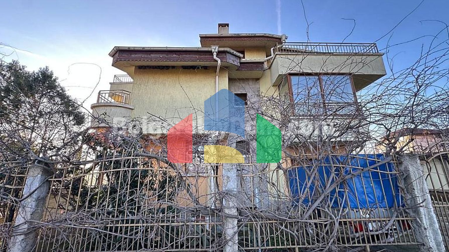 Будинок в Банево