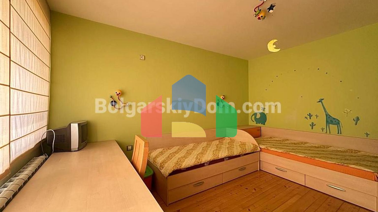 Будинок в Банево