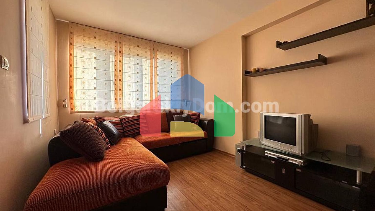 Будинок в Банево