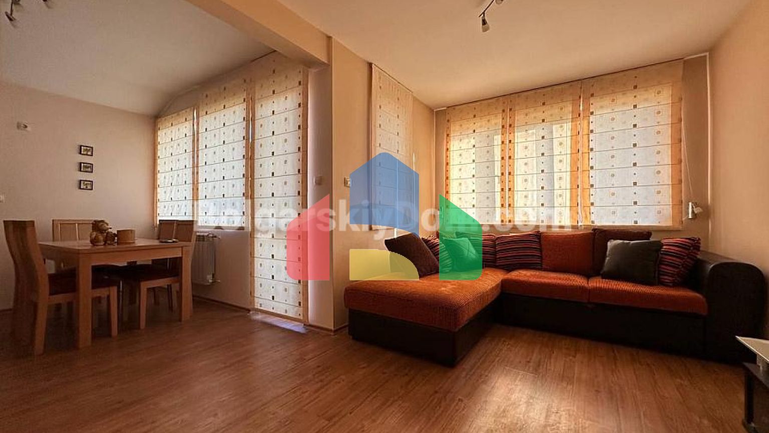 Будинок в Банево