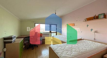 Будинок в Банево