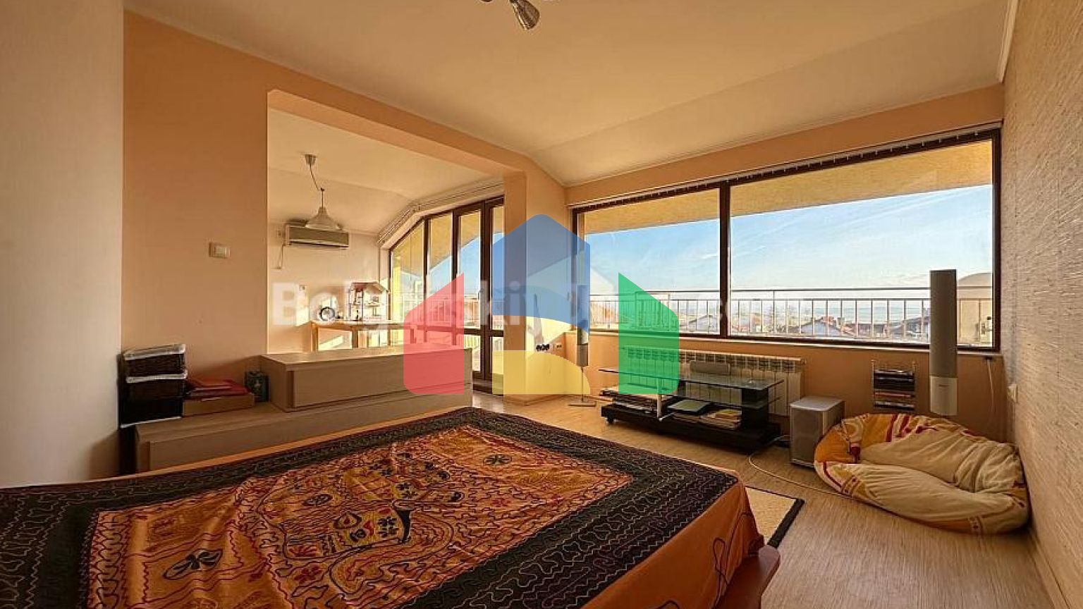 Будинок в Банево