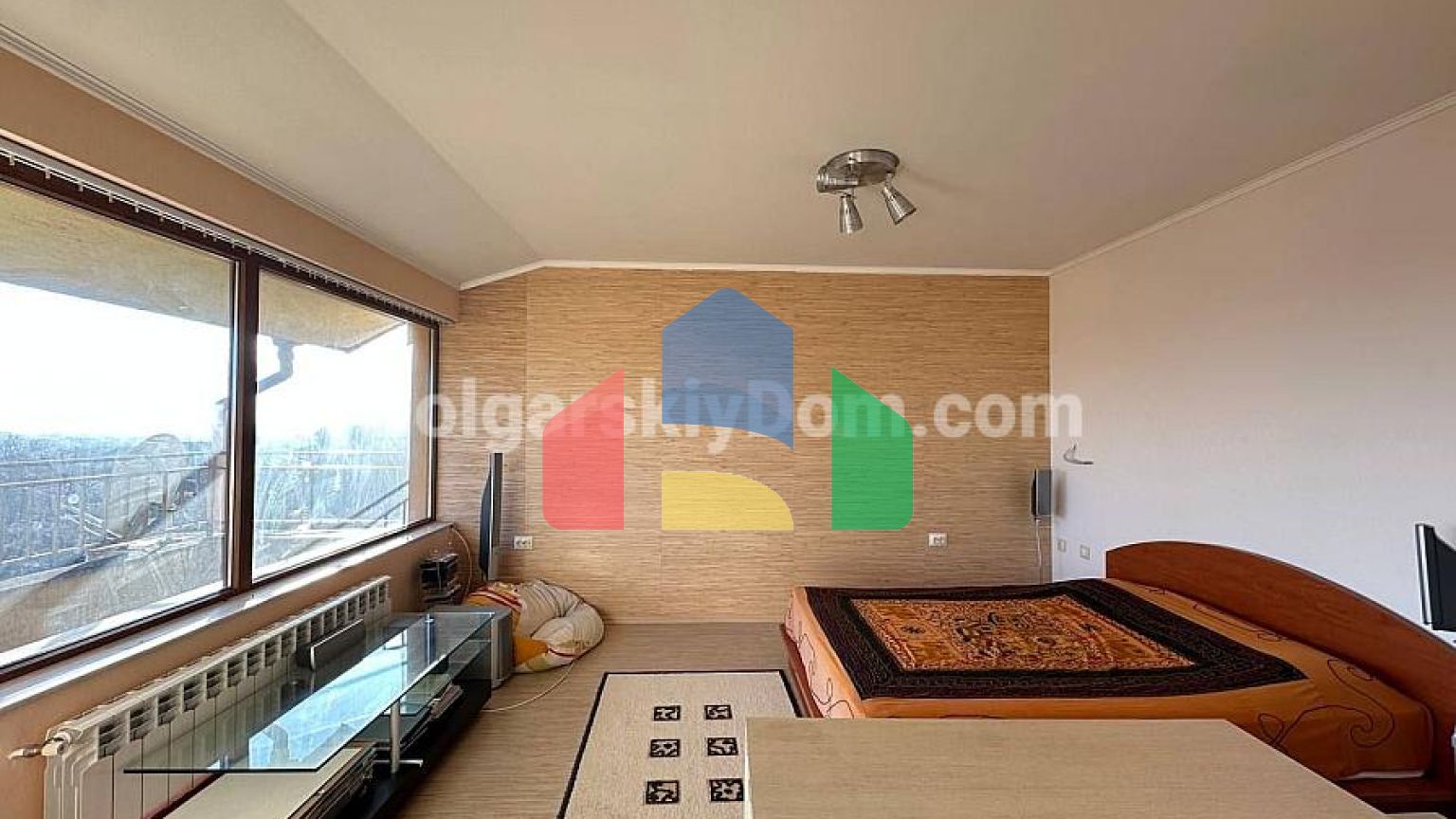 Будинок в Банево