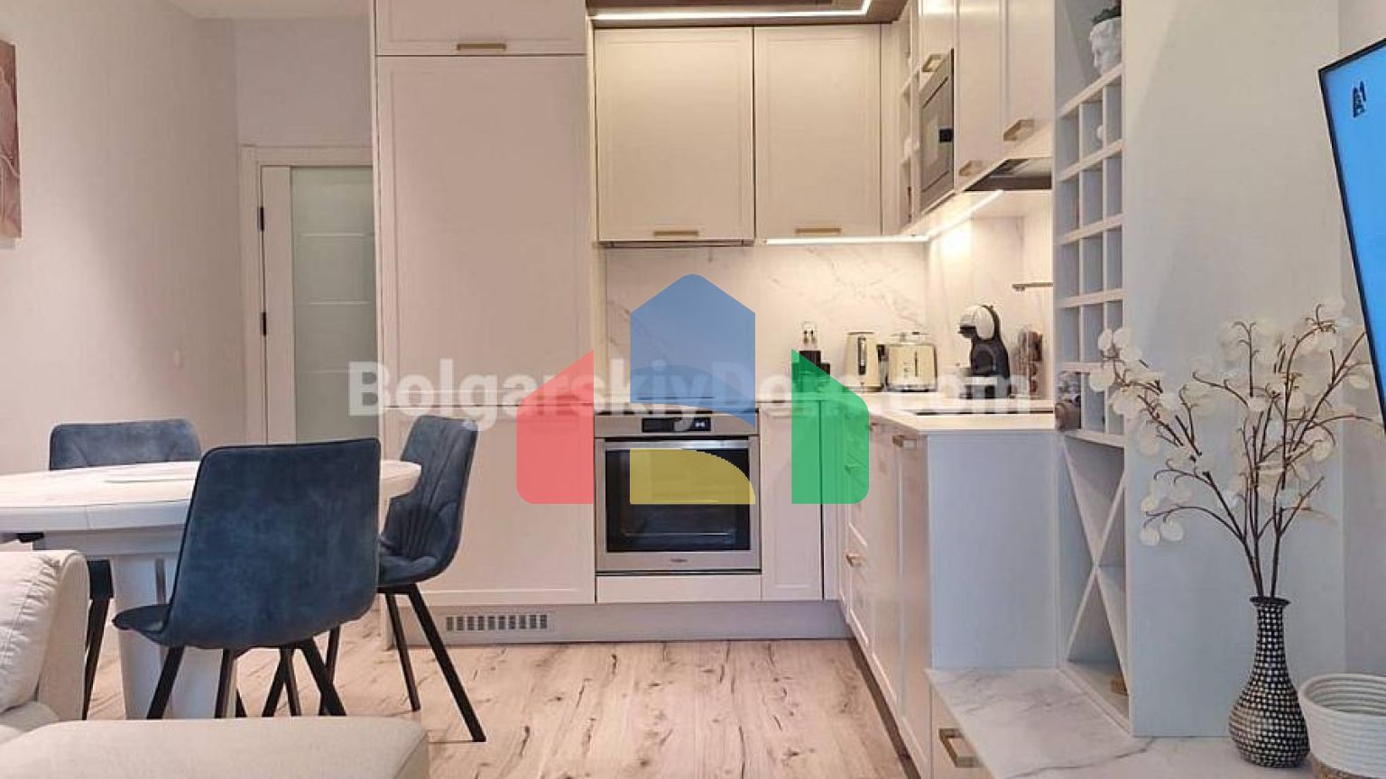 Трикімнатна квартира в Бургасі