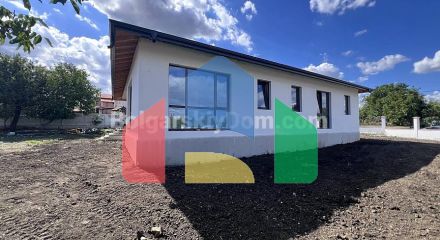 Будинок в Александрово