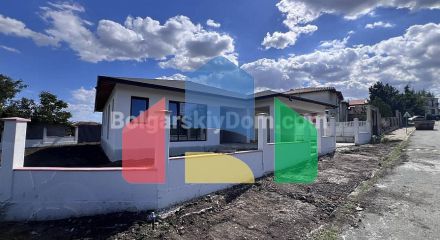 Будинок в Александрово