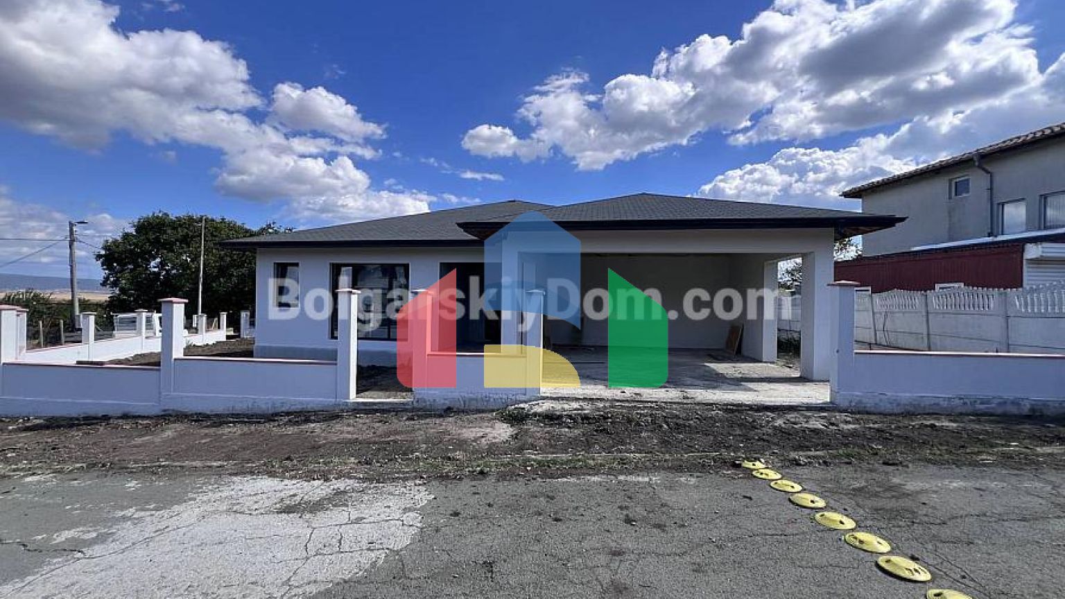 Будинок в Александрово