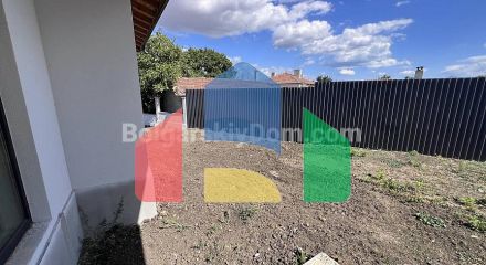 Будинок в Александрово