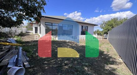 Будинок в Александрово