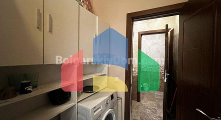 Офіс в житловому комплексі