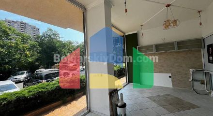 Офіс в житловому комплексі