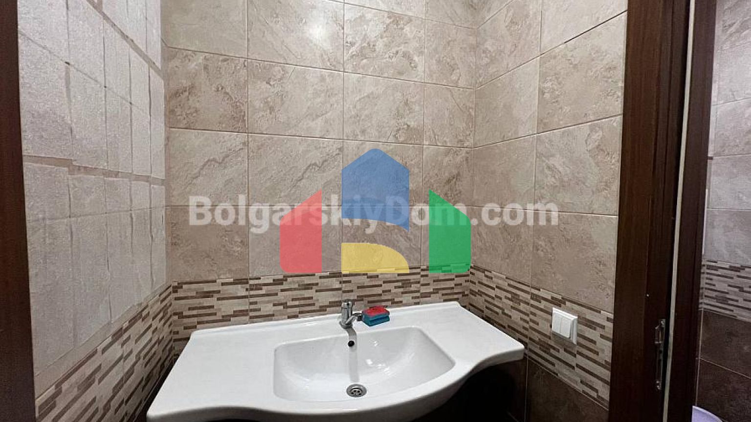 Офіс в житловому комплексі