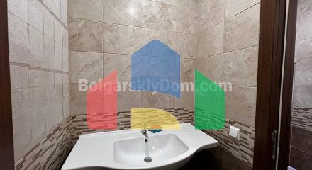 Офіс в житловому комплексі