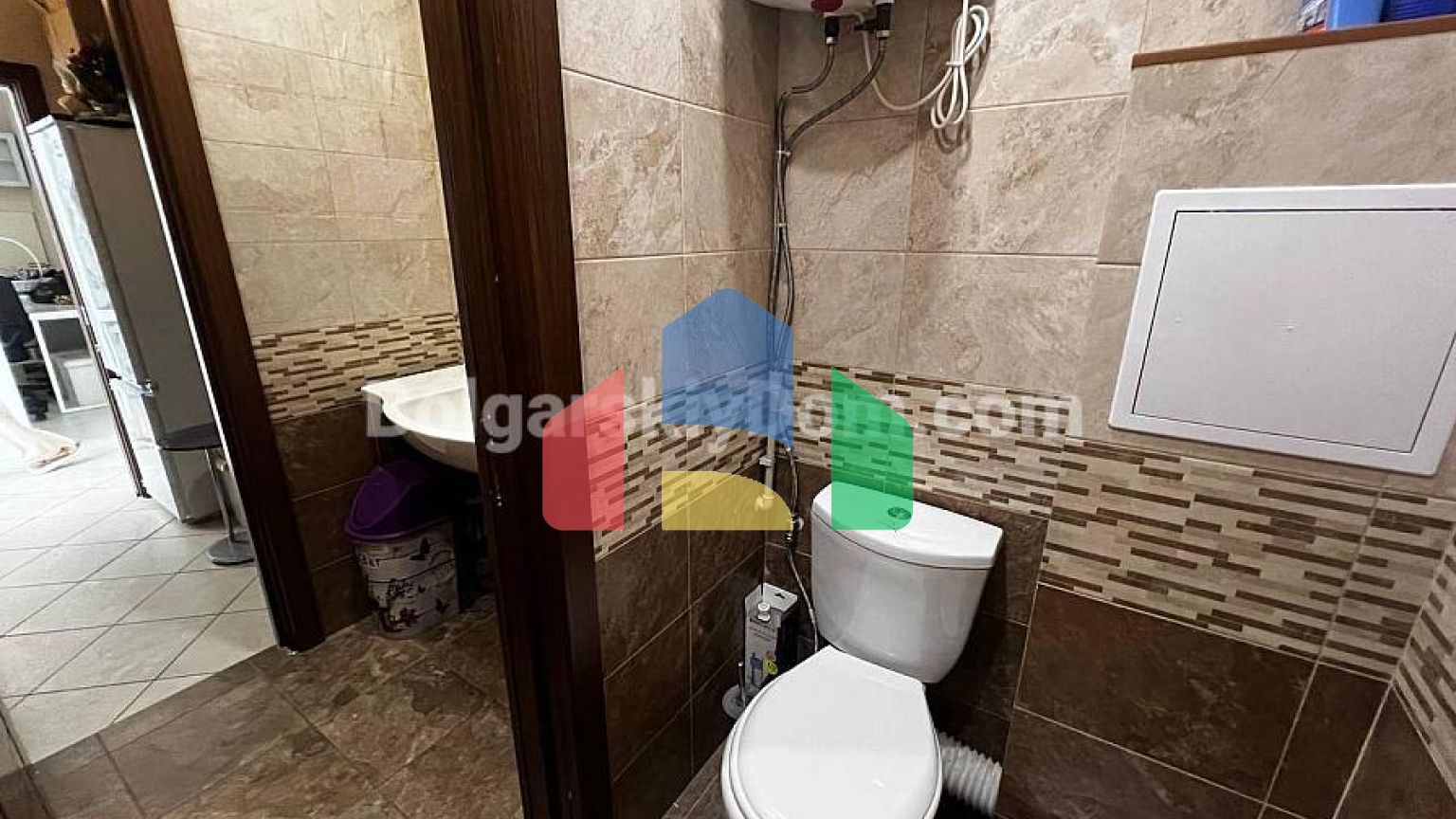 Офіс в житловому комплексі