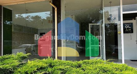 Офіс в житловому комплексі