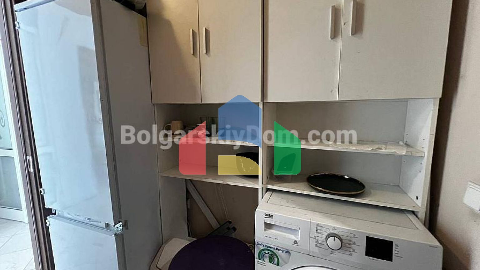 Офіс в житловому комплексі