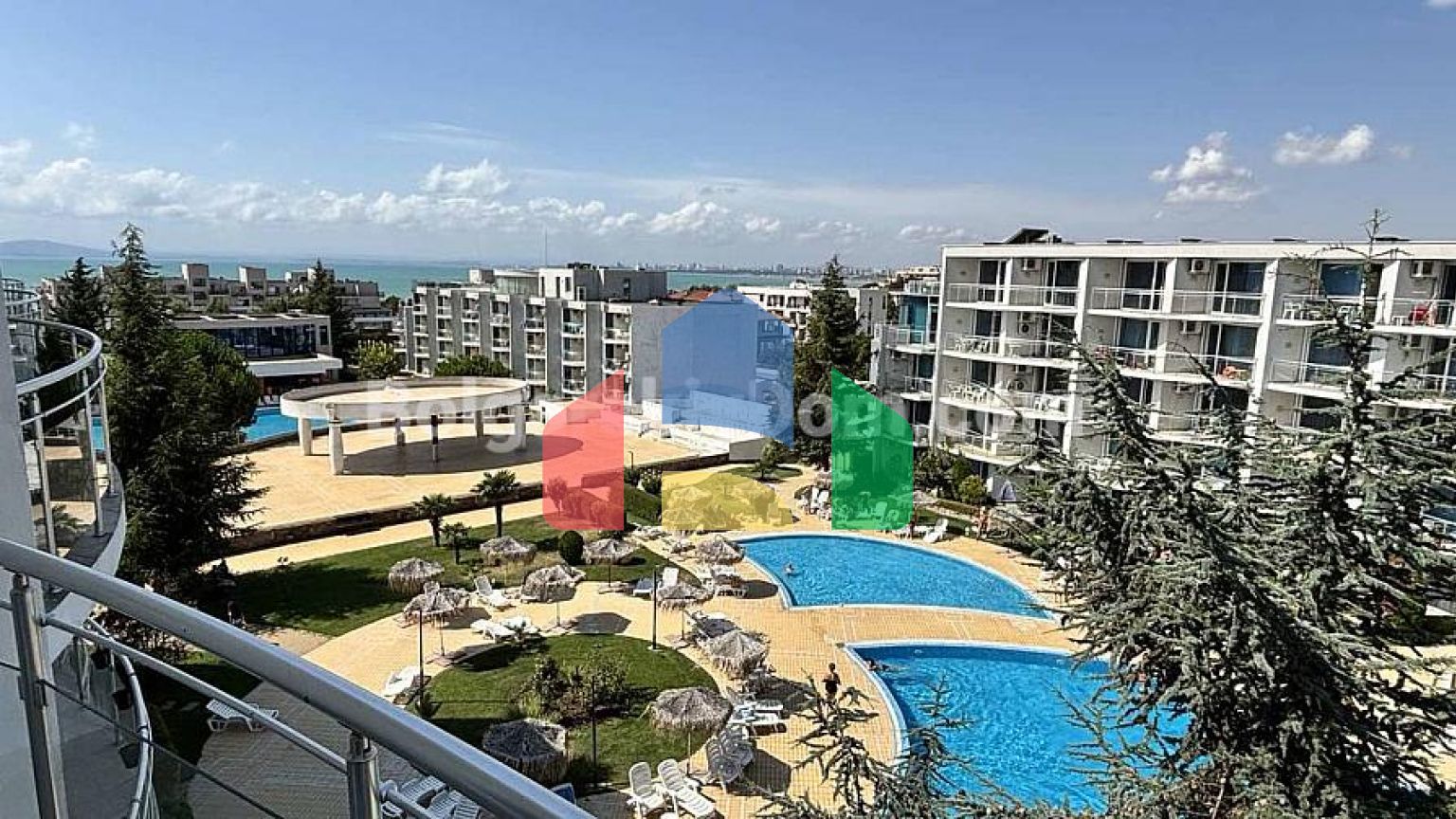 Трикімнатна квартира в Атлантіс