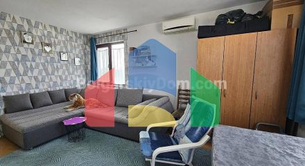 Будинок в Тристиково