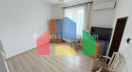 Будинок в Средець