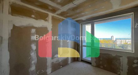 Трикімнатна квартира в Зорниця