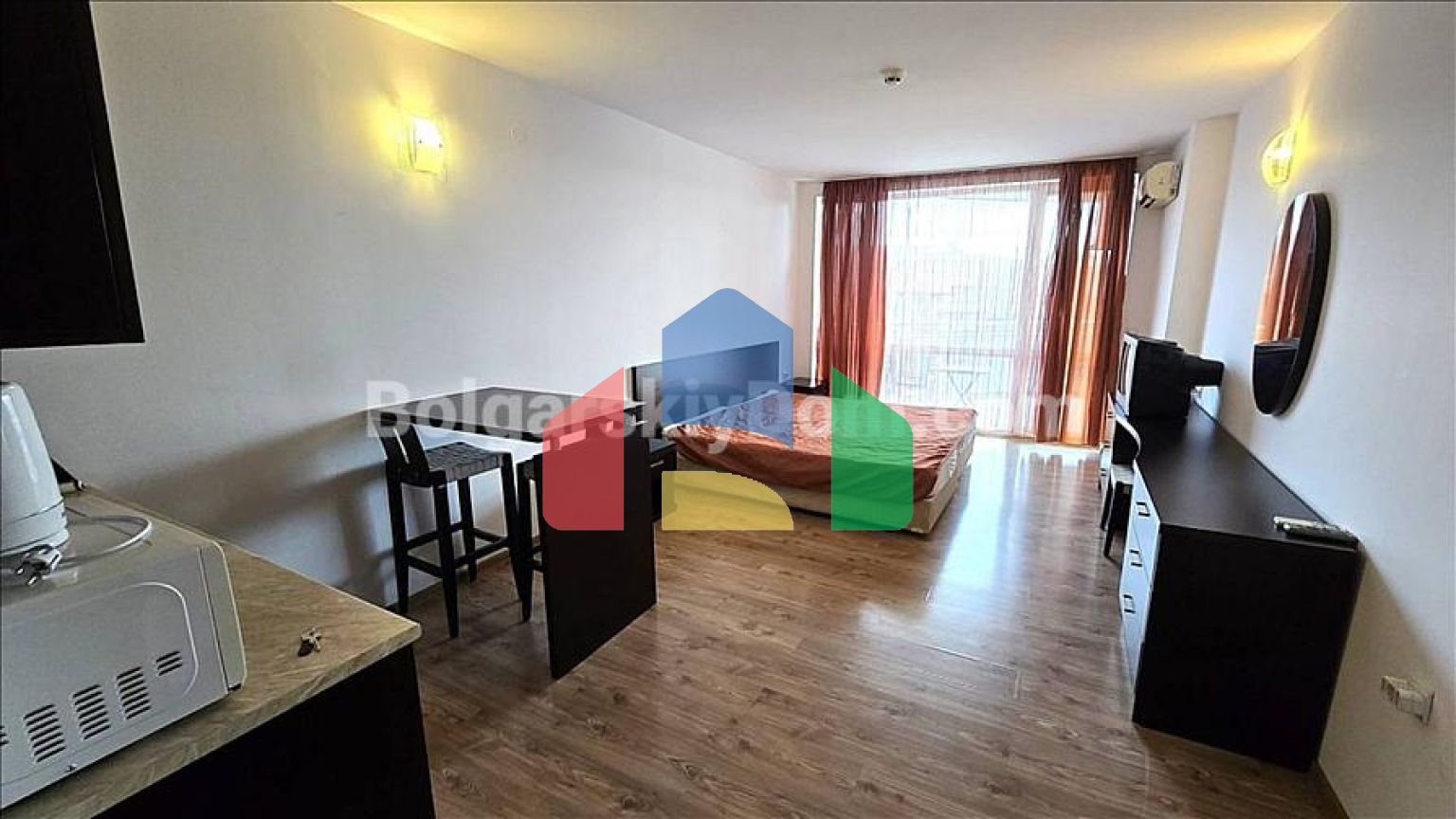 Квартира-студія в Атлантіс