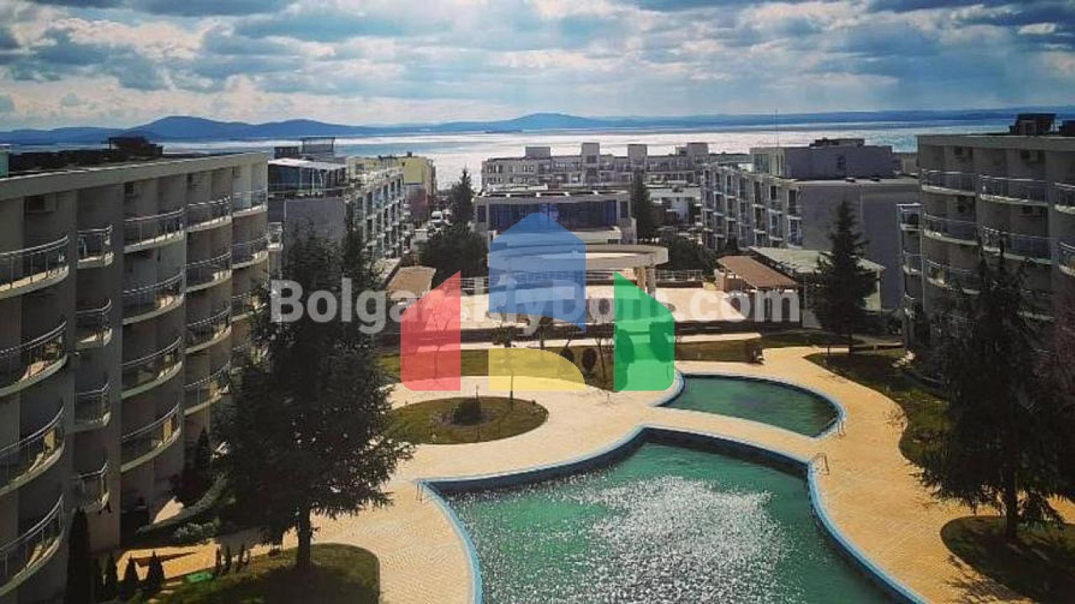 Квартира-студія в Атлантіс