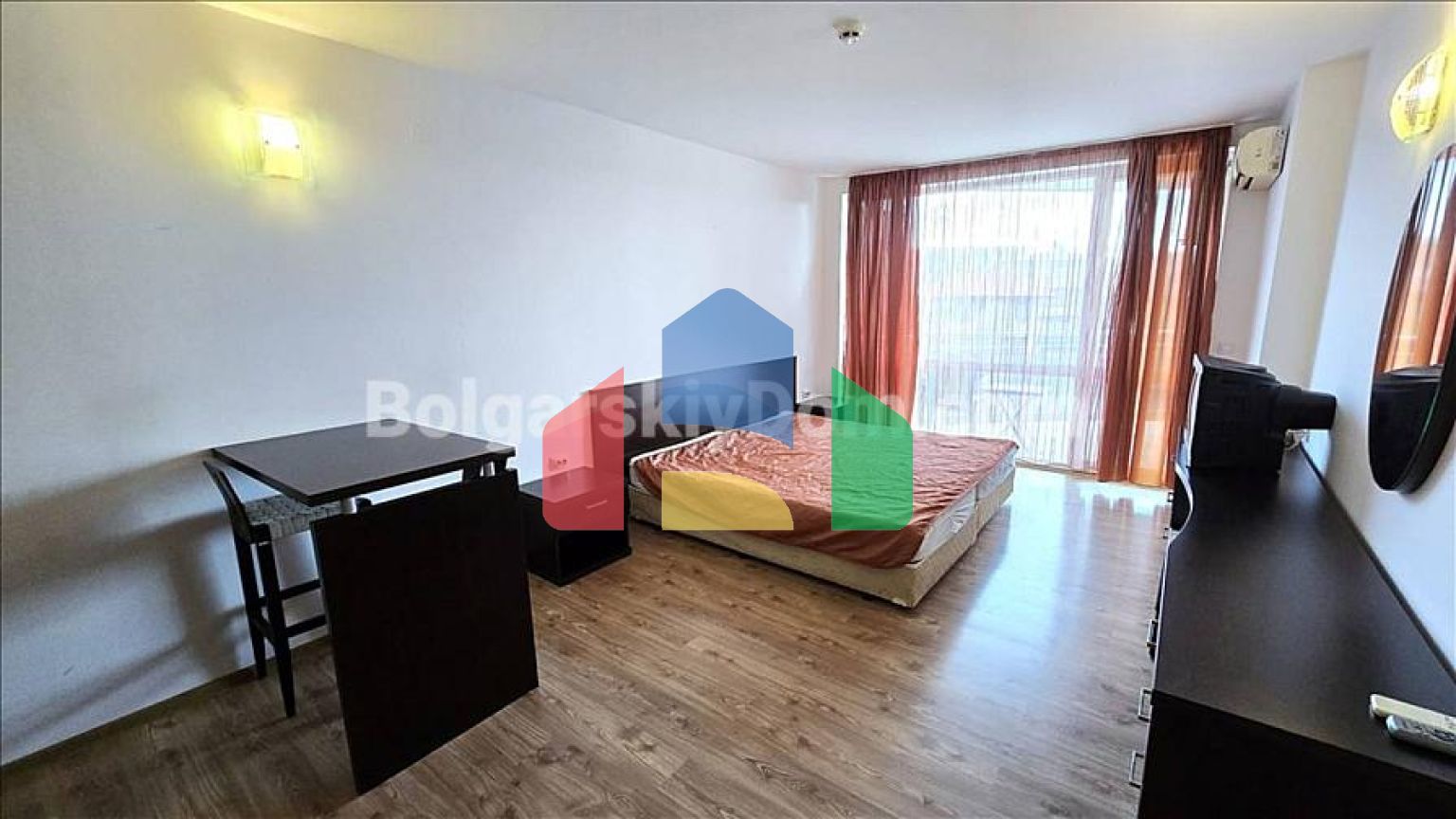 Квартира-студія в Атлантіс