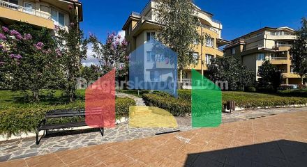 Двокімнатна квартира в Пайнс Біч Резорт