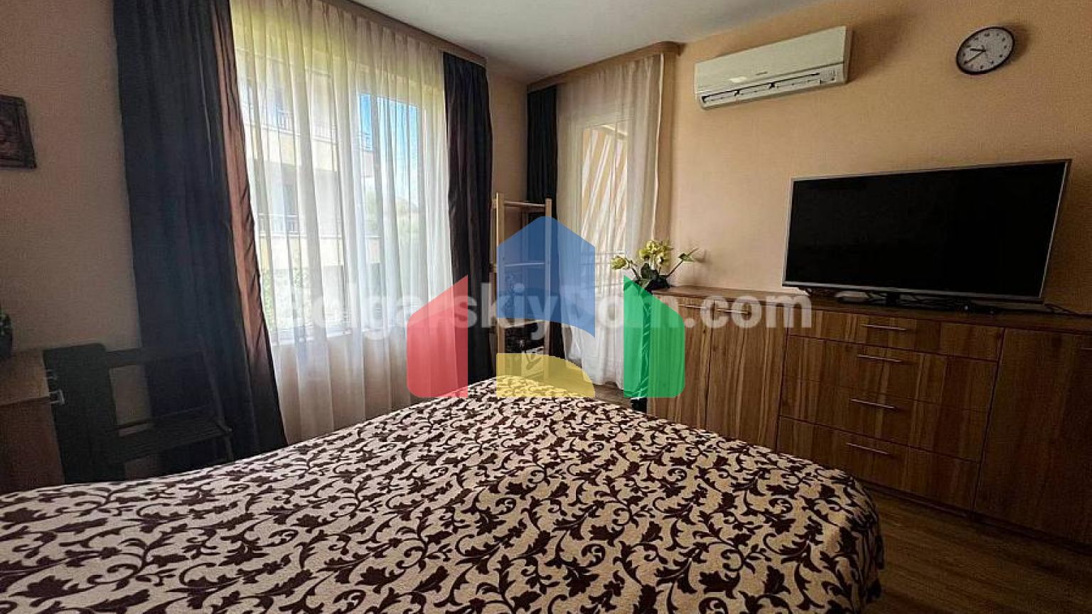 Двокімнатна квартира в Пайнс Біч Резорт