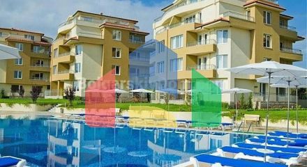 Двокімнатна квартира в Пайнс Біч Резорт