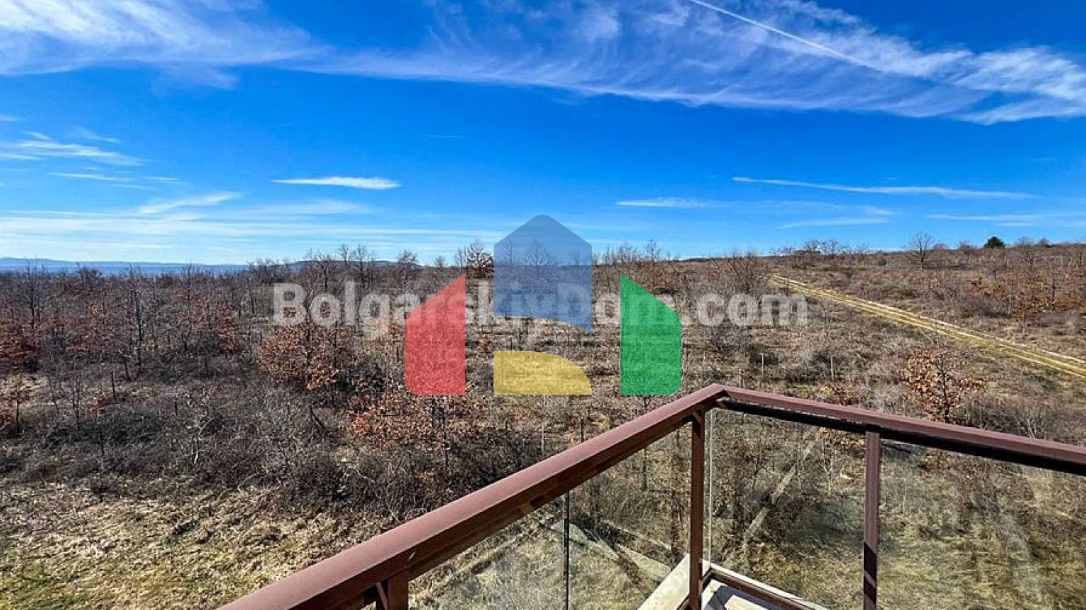 Трикімнатна квартира в Бялі