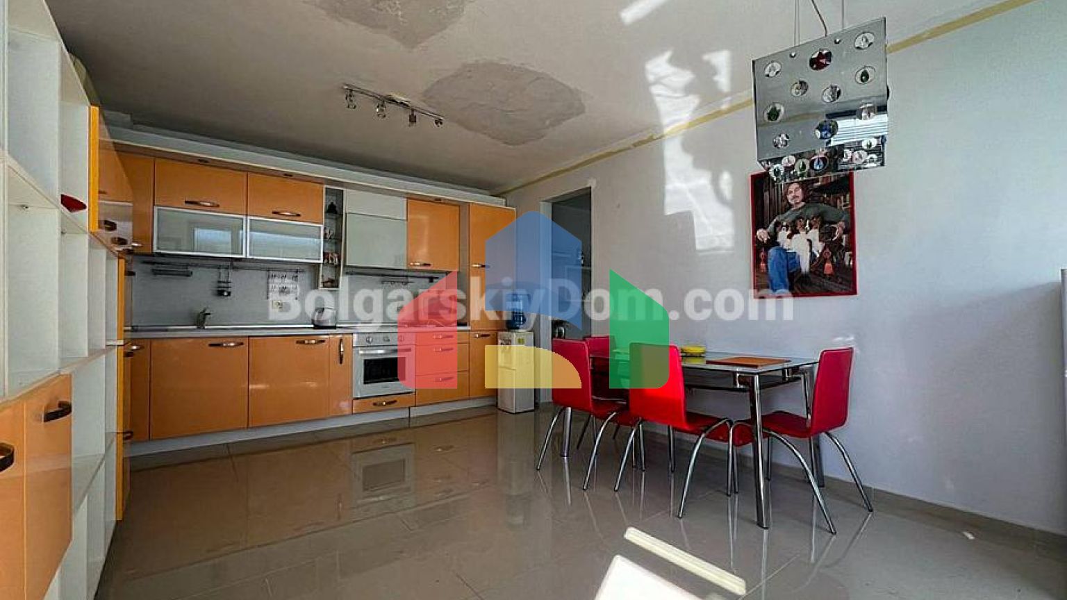 Трикімнатна квартира в Бялі