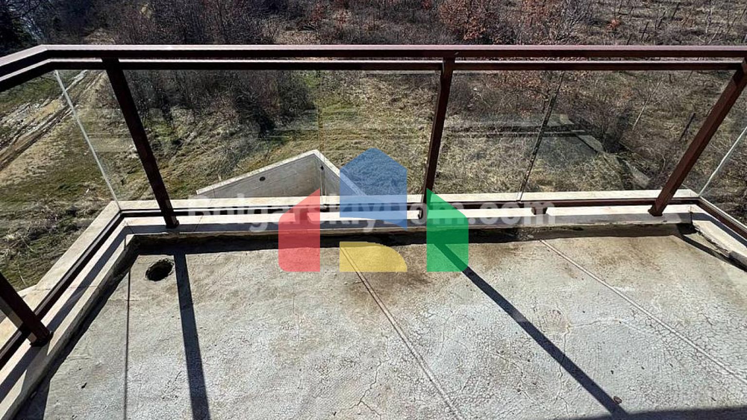 Трикімнатна квартира в Бялі