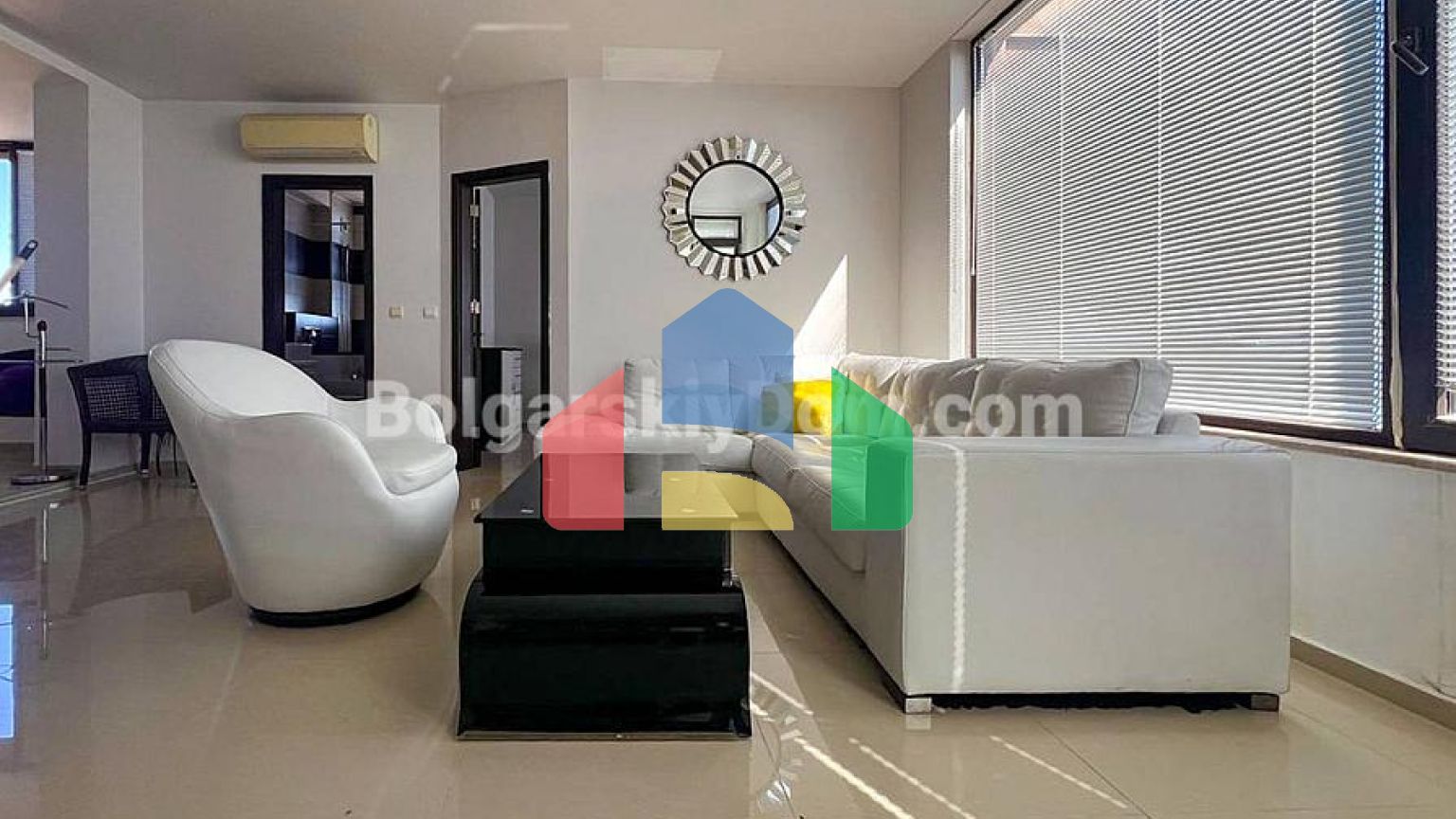 Трикімнатна квартира в Бялі