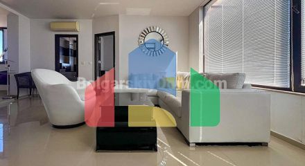 Трикімнатна квартира в Бялі