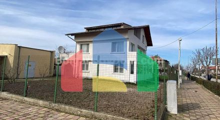 Будинок в Бялі